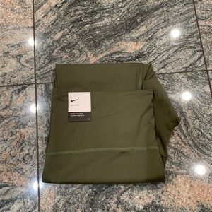 Nike yoga training pants